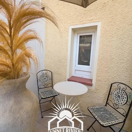 Appartement Le Pin Dore For 2 By Sunset *
